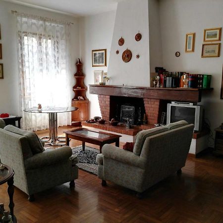 Il Nido Nel Borgo Apartment Pratovecchio Luaran gambar