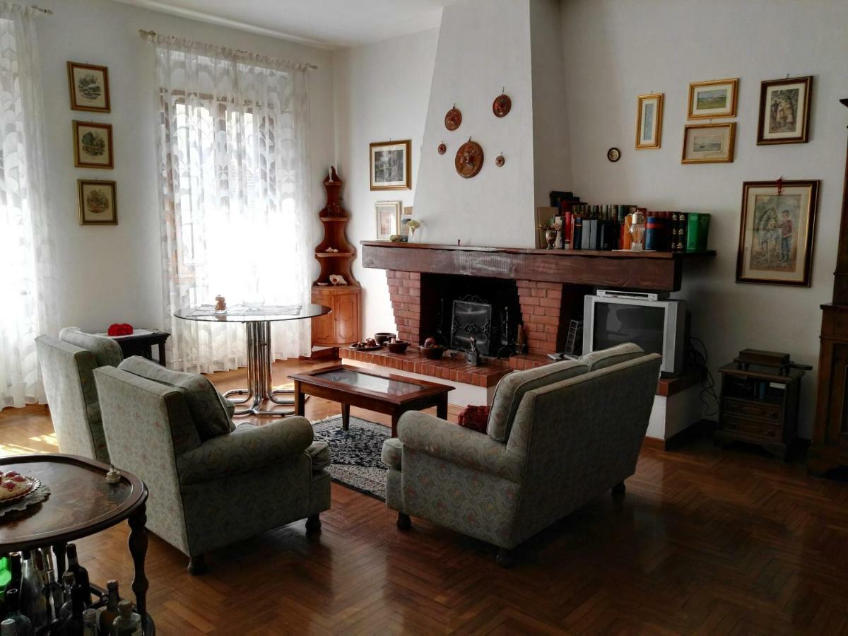 Il Nido Nel Borgo Apartment Pratovecchio Luaran gambar