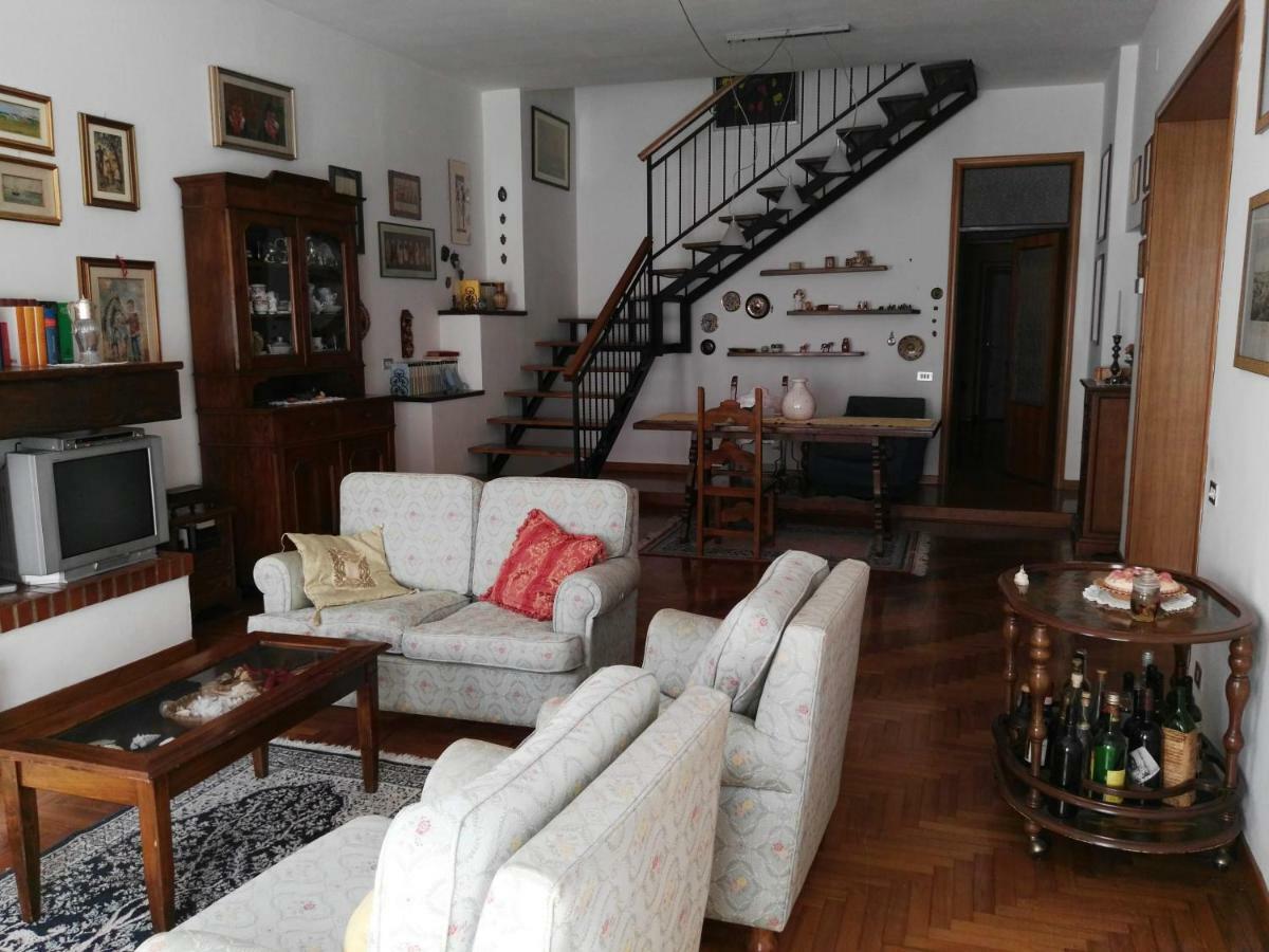 Il Nido Nel Borgo Apartment Pratovecchio Luaran gambar