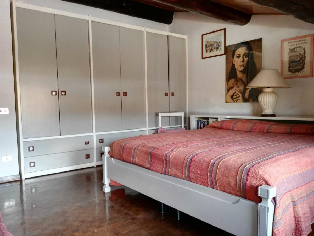 Il Nido Nel Borgo Apartment Pratovecchio Luaran gambar